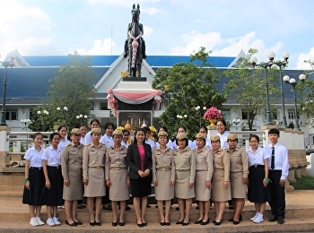 รองผู้อำนวยการฝ่ายกิจการพิเศษ
ศูนย์ฯสมุทรสงคราม “สวนสุนันทา”
นำนักศึกษาเข้าร่วมถวายราชสักการะพระบาทสมเด็จพระจุลจอมเกล้าเจ้าอยู่หัว