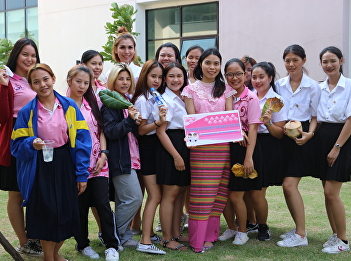 Volunteer Cleaning Activities at the Loy
Krathong Festival Area Held within the
Center