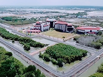 “ราชภัฏสวนสุนันทา” ศูนย์ฯสมุทรสงคราม
ต่อยอดการพัฒนา “คน” พัฒนา “องค์ความรู้
พร้อมขับเคลื่อนแผนงาน
ศูนย์การเรียนรู้เศรษฐกิจพอเพียงการเพาะเลี้ยงสัตว์น้ำเศรษฐกิจ
ภายใต้สถาบันวิจัยฯภาคกลางตอนล่าง