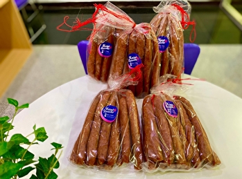 ออเดอร์จัดหนัก จัดเต็ม คุณภาพแน่นๆ
ของทะเลเน้นๆ สั่งกันเป็นกิโล
ฟินกันเป็นกิโล