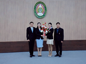 Executives of Samut Songkhram Education
Center, Suan Sunandha Rajabhat
University Congratulated Assoc. Prof.
Dr. Chutikan Srivibul on the Opportunity
to Receive Royal Command in Appointing
the President of Suan Sunandha Rajabhat
University